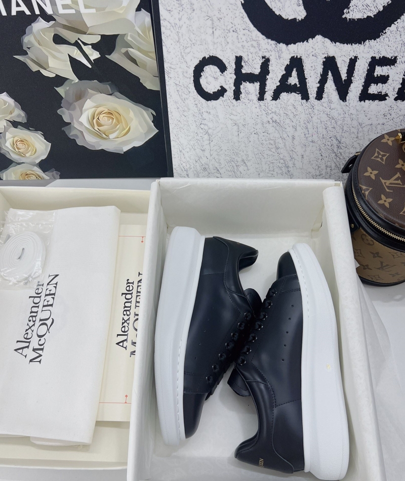 Alexander Mcqueen Casual Shoes